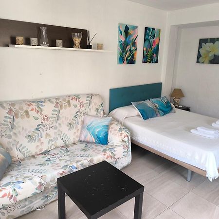 Estudio A 50Mt Del Mar, Zona Palacio De Congresos - Apto 4 埃斯特波纳 外观 照片