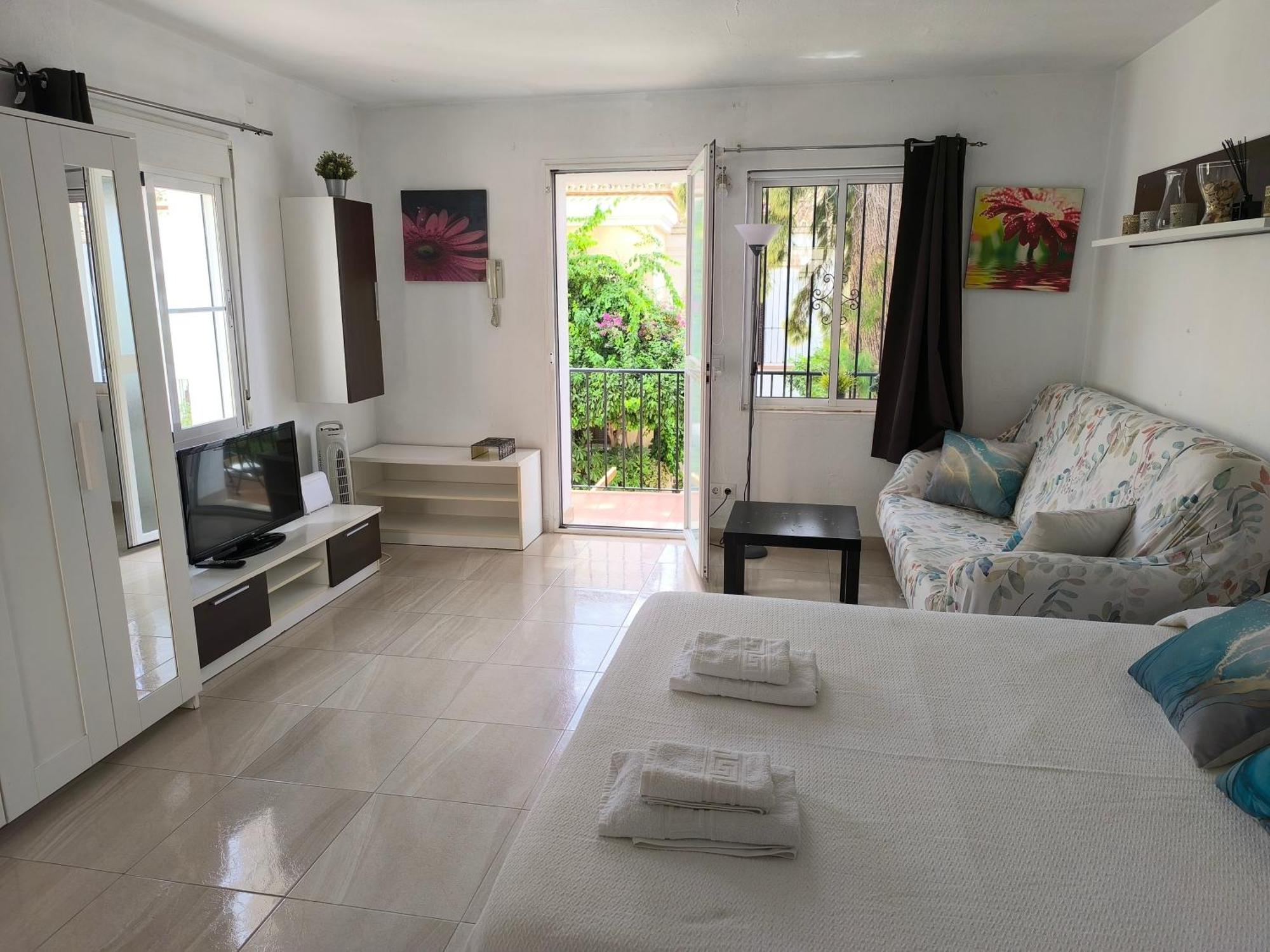 Estudio A 50Mt Del Mar, Zona Palacio De Congresos - Apto 4 埃斯特波纳 外观 照片
